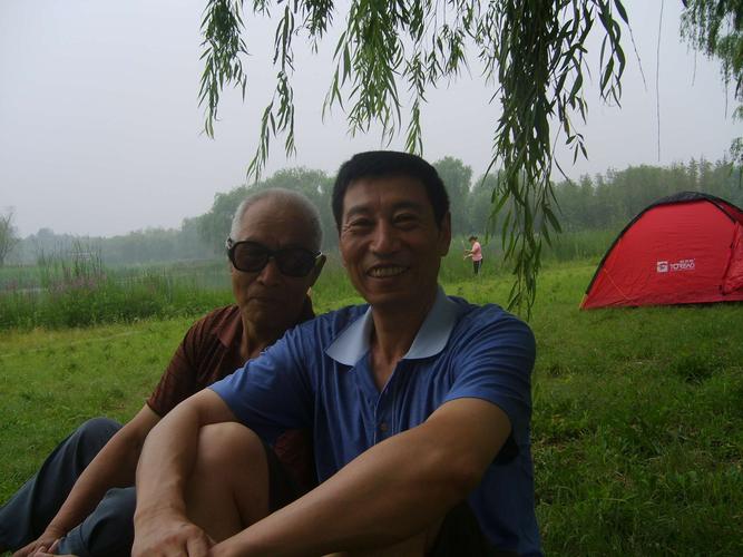 新澳门开奖记录新纪录和济南父子一起高考与父子一起参加高考